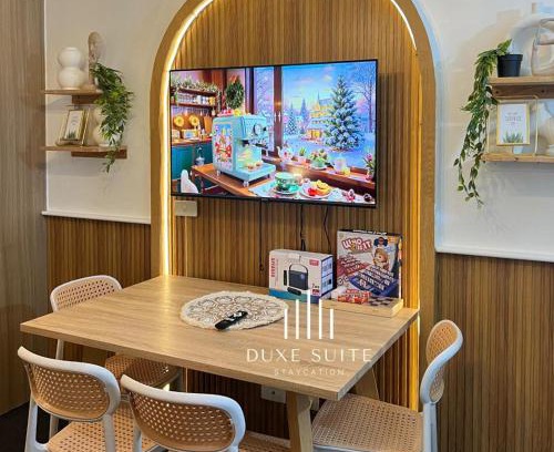 Barangay 76 Apartment | Cozy Vibes near Moa & Naia Airport Wifi Netflix-Duxe8