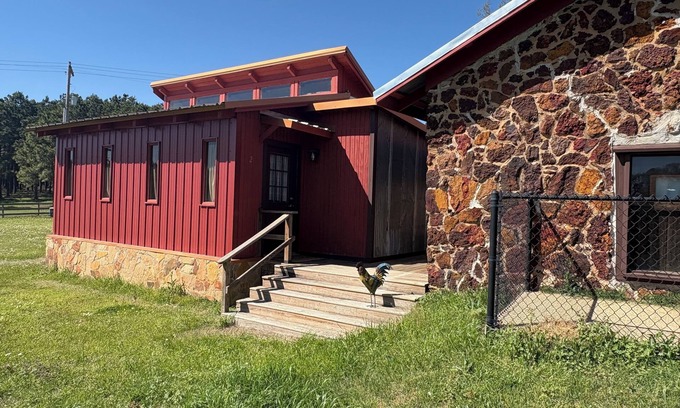 Gilmer Apartment | Cozy vineyard studio with peaceful pond views.