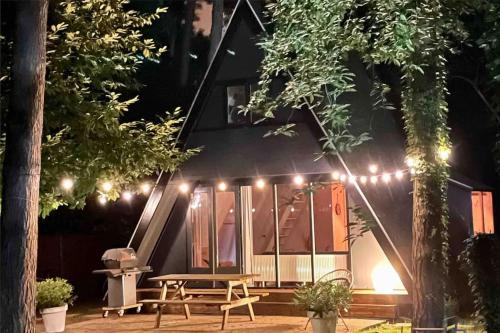 Rekem Ski Chalet | Cozy warm chalet in wooden nature near Maastricht-Gothamette House