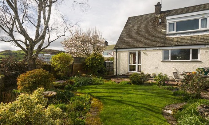 Underbarrow House | Crag View - Three Bedroom House, Sleeps 6