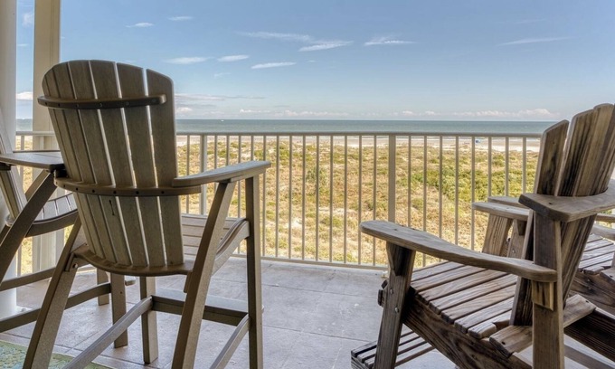 Butler Beach Condo | CRC 1402 - Oceanfront with Excellent Views