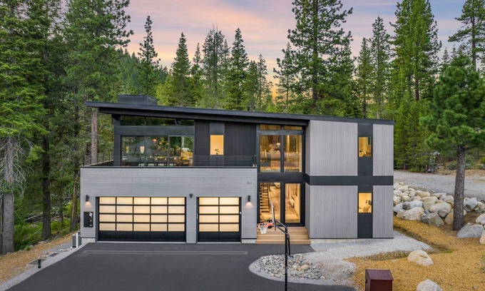 Olympic Valley House | Creekside Retreat with Hot Tub & 3min to Slopes