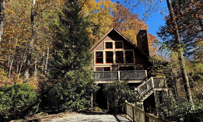 Wildwood Mountain Cabin | Creekview Cabin | Screened Porch With Indoor Wood Burning Fireplace