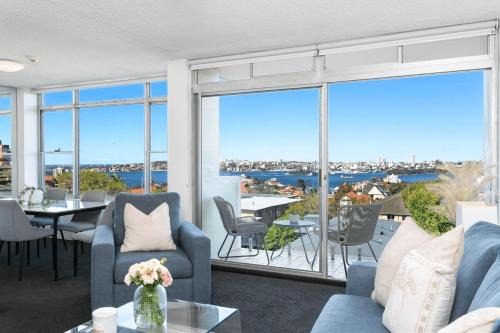 Cremorne Apartment | Cremorne charm - Views of harbour & opera house - HARIS