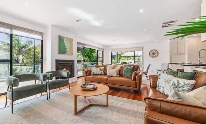 Mornington Peninsula Apartment | Crest of a Wave - Olivers Hill