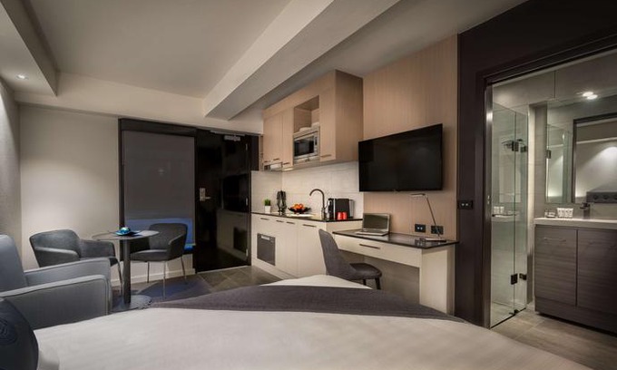 St Kilda West Apartment | Crest on Park