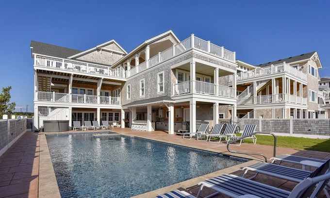 Pine Island House | Crew Quarters - 16BR Oceanfront with Elevator, Pool and More!