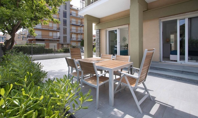 San Bartolomeo al Mare Apartment | Cristoforo Colombo 12 INT 2A