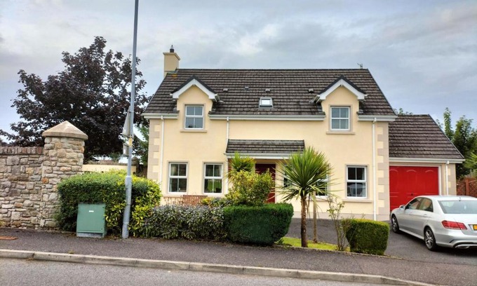 Belcoo House | Crom Cruaich House