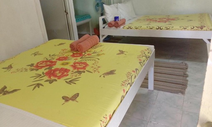 Oslob Bed & Breakfast | Cronin Residence
