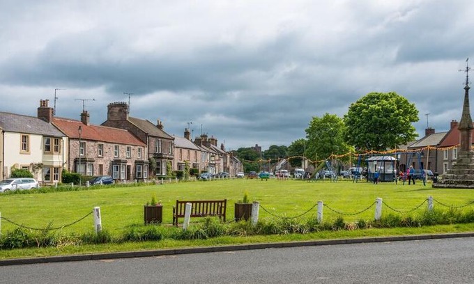 Norham House | Cross View, Norham