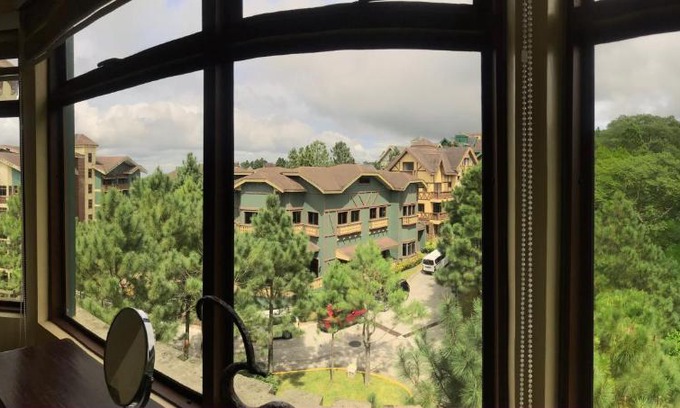 Canlubang Apartment | CROSSWINDS LUXURY RESORT 3 BEDROOM SUITE