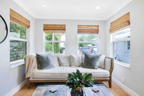 West Palm Beach House | Croton Cottage - Downtown WPB guest house