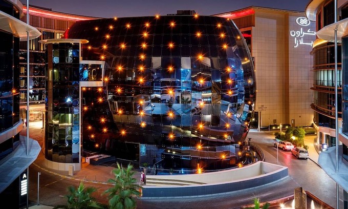 Doha Hotel | Crowne Plaza Doha - The Business Park, an IHG Hotel