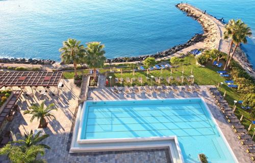 Agios Athanasios Hotel | Crowne Plaza Limassol by IHG