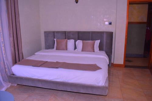 Kampala Hotel | Crux hotel kampala
