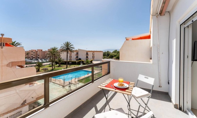 Retamar Apartment | CT 288 AL Faro's Retamar Cuddly Nest for 2