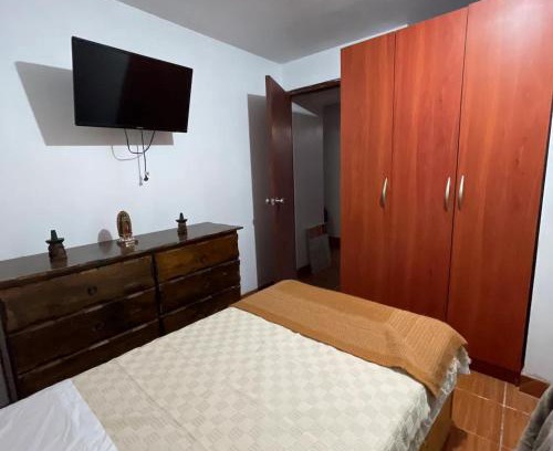 Ayacucho House | Cuarto A en La Warida House