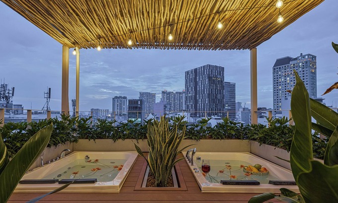 District 4 Hotel | Cubicity Hoang Dieu