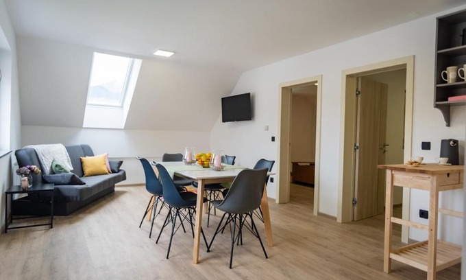 Lesce Apartment | Cuckoo's Alpine Nest