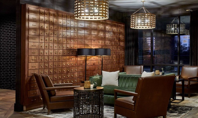 Fort Sanders Hotel | Cumberland House Knoxville, Tapestry Collection by Hilton