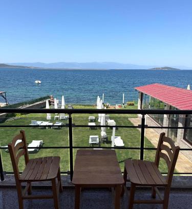 Ayvalik Bed & Breakfast | Cunda Sea-View Stone Cottage & Private Beach