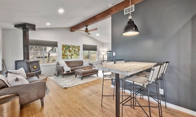 Spicewood House | Custom 2/2 lakefront cottage on 2 Acres W Views!
