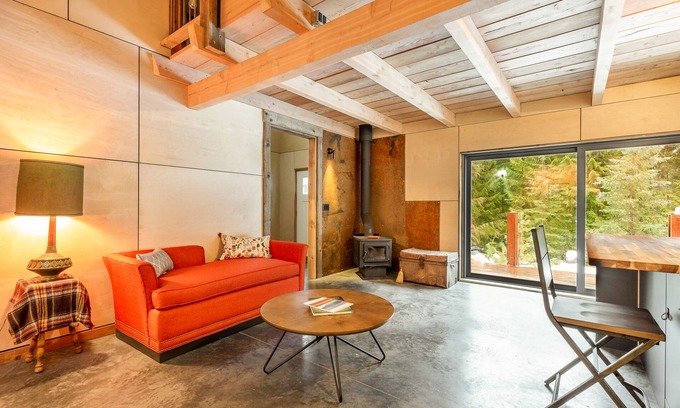 Rossland House | Custom Artisan Ski Cabin at the base of RED Mountain