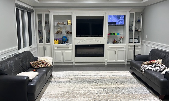 Brampton House | Custom home with pool table