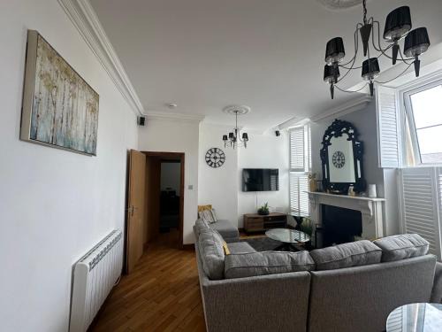 St. Helier Apartment | Cute and Comfy Apartment