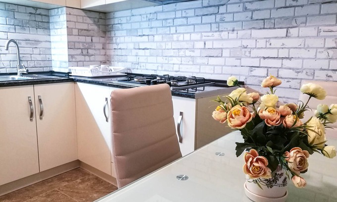 Chugureti Apartment | Cute & bright 2 bedroom apartment right in the heart of Tbilisi
