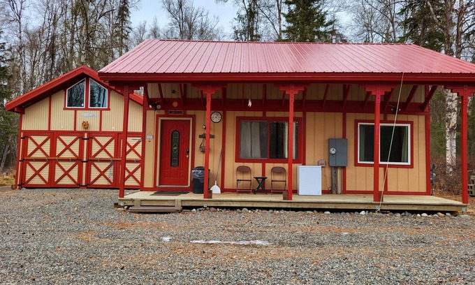 Soldotna Cabin | CUTE CABIN 10 MINUTES FROM TOWN AND FISHING