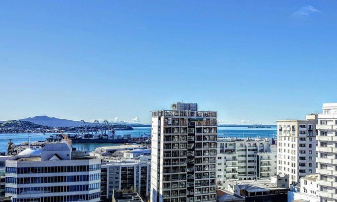 Auckland Central Business District Apartment | Cute CBD Apartment with AC and Amazing Views