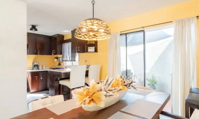 Zona Centro House | Cute, cozy, and relaxing home near the beach in Ensenada! No club noise!