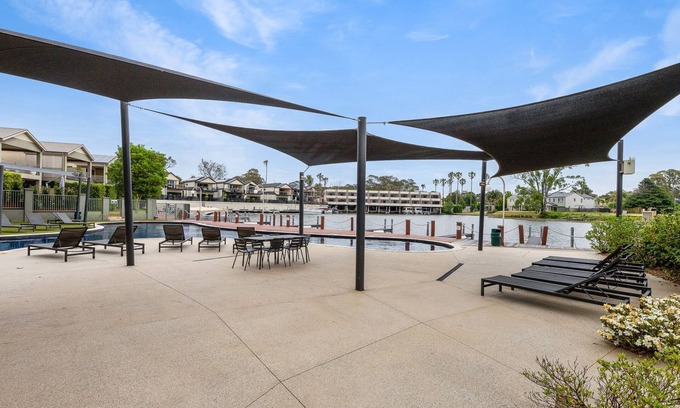 Mulwala Apartment | Cypress Apartment 31 A ground floor apartment