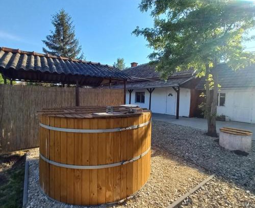 Sarud House | Dézsa-vü Vendégház