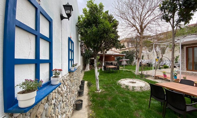 Kusadasi House | Düsseldorf Pansiyon