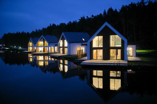 Narol Resort | Dębowy Dwór