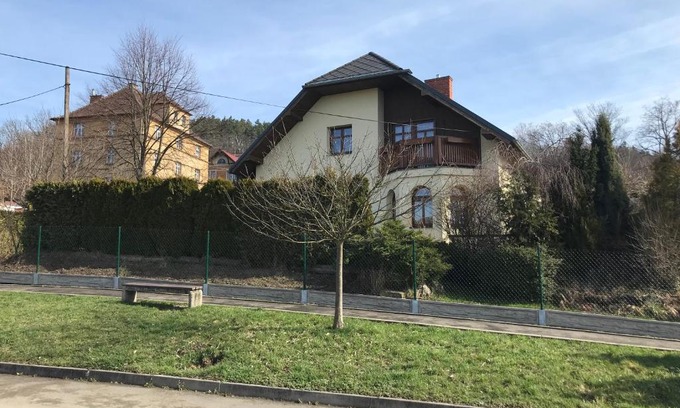 Ceska Kamenice Villa | Dům u koupaliště