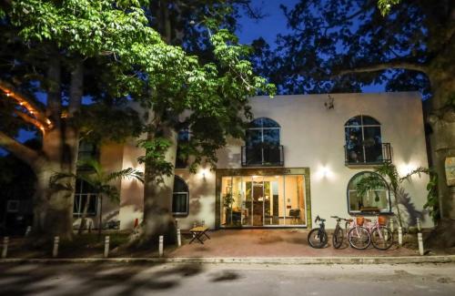 Centro Hotel | D´LUXURY BAKALAR