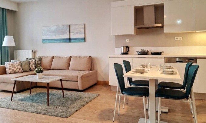 Bagcilar Apartment | D1-239 · ELEGANT2 - HIGH FLOOR AND SUPER CITY VIEW .