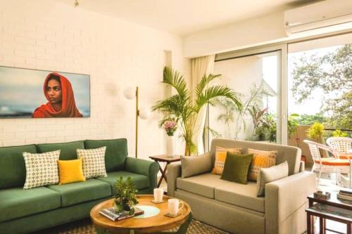 Reis Magos Apartment | Da Alohas Hibiscus Oasis Pool Facing Candolim