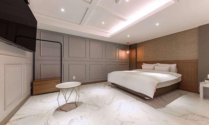 Dong-gu Hotel | Daejeon Yongjeon Momo