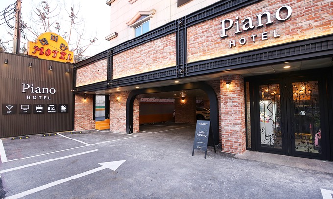 Dong-gu Hotel | Daejeon Yongjeon Piano