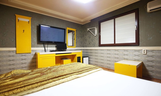 Bongmyeong-dong Hotel | Daejeon Yuseong Zen