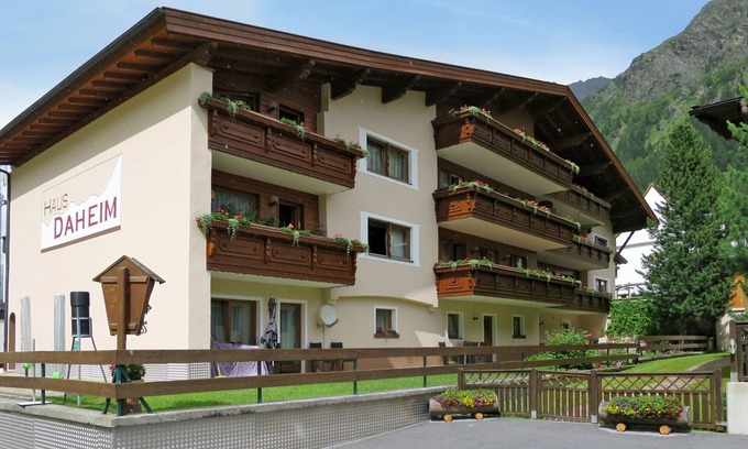 Plangeross Apartment | Daheim – Wildspitz by Interhome
