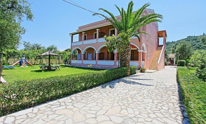 Almiros Beach Apartment | Dalia Apartment in Corfu