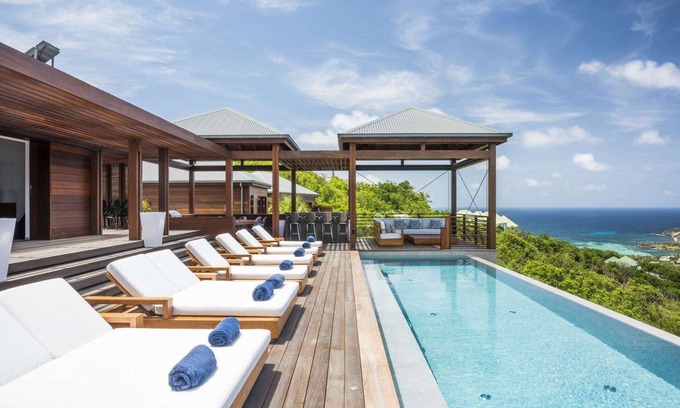 Devet Villa | Danse du Soleil (4/5 Rooms)