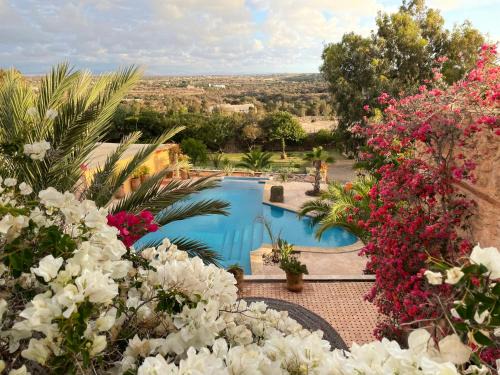 Ounagha Villa | Dar Volubilis spacieuse villa avec piscine, 5 chambres vue sur forêt