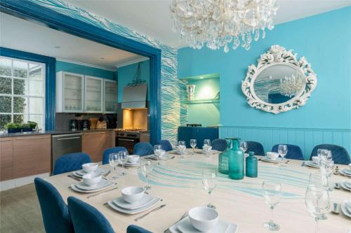 Kemptown House | Darling By The Sea - by Brighton Holiday Lets